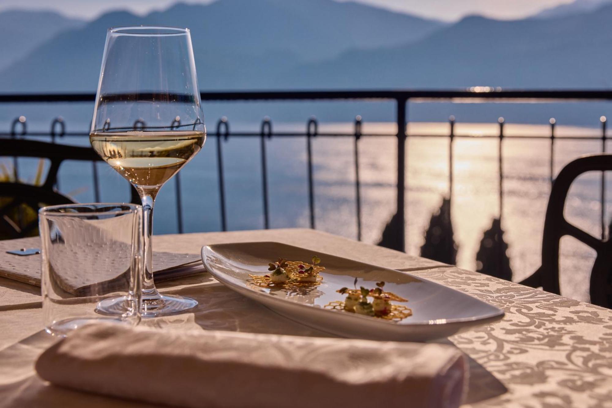 Hotel Capri Мальчезине Экстерьер фото