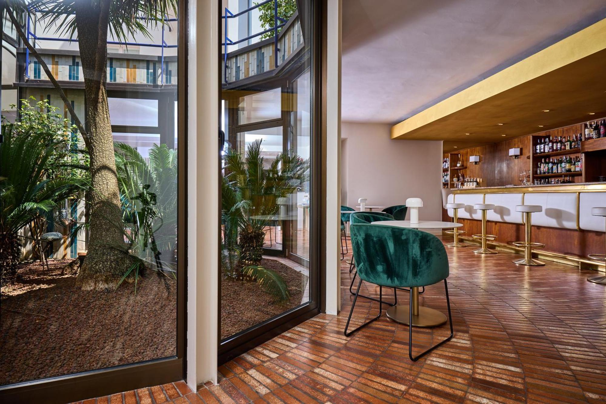 Hotel Capri Мальчезине Экстерьер фото