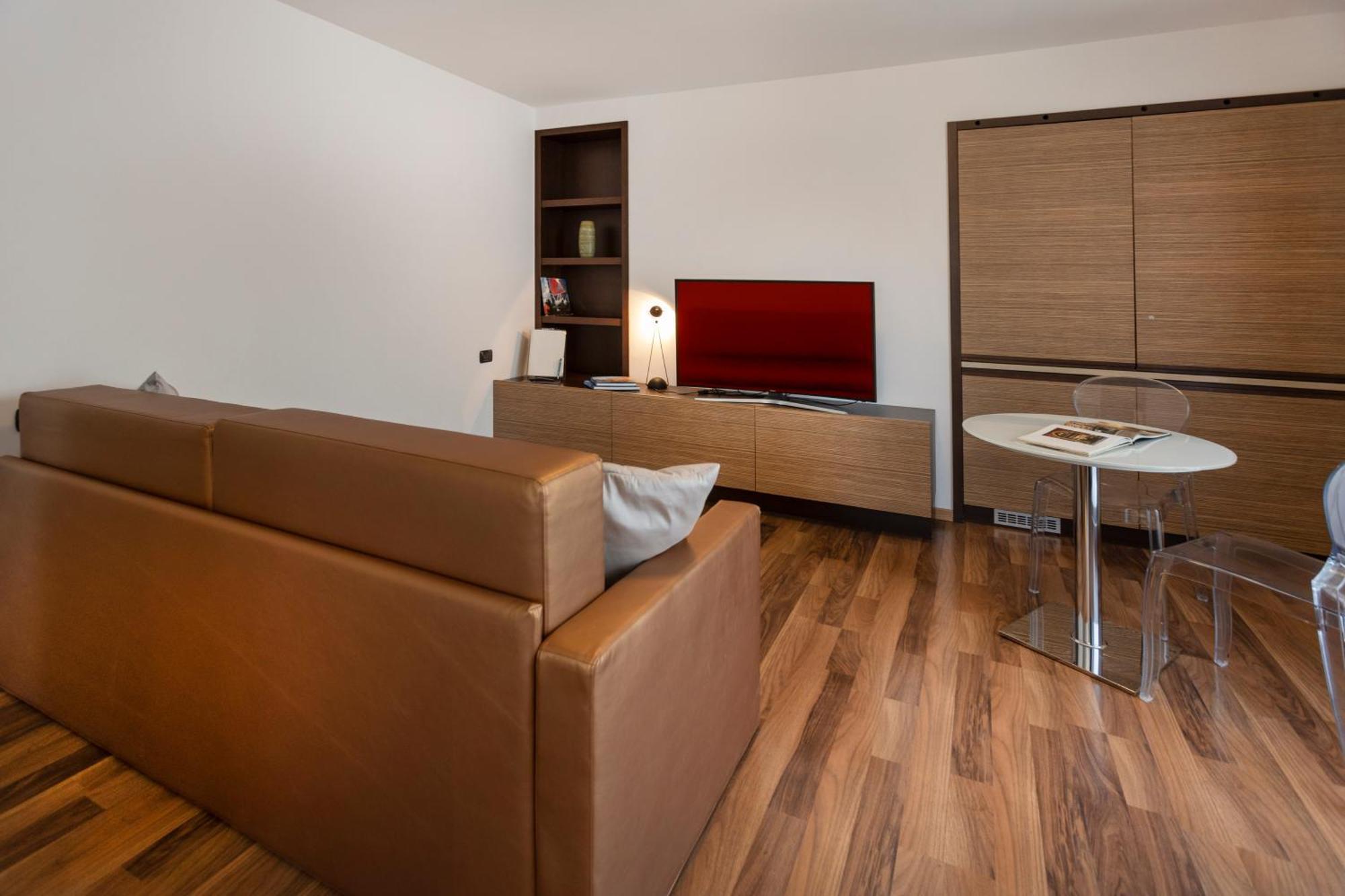Hotel Capri Мальчезине Экстерьер фото
