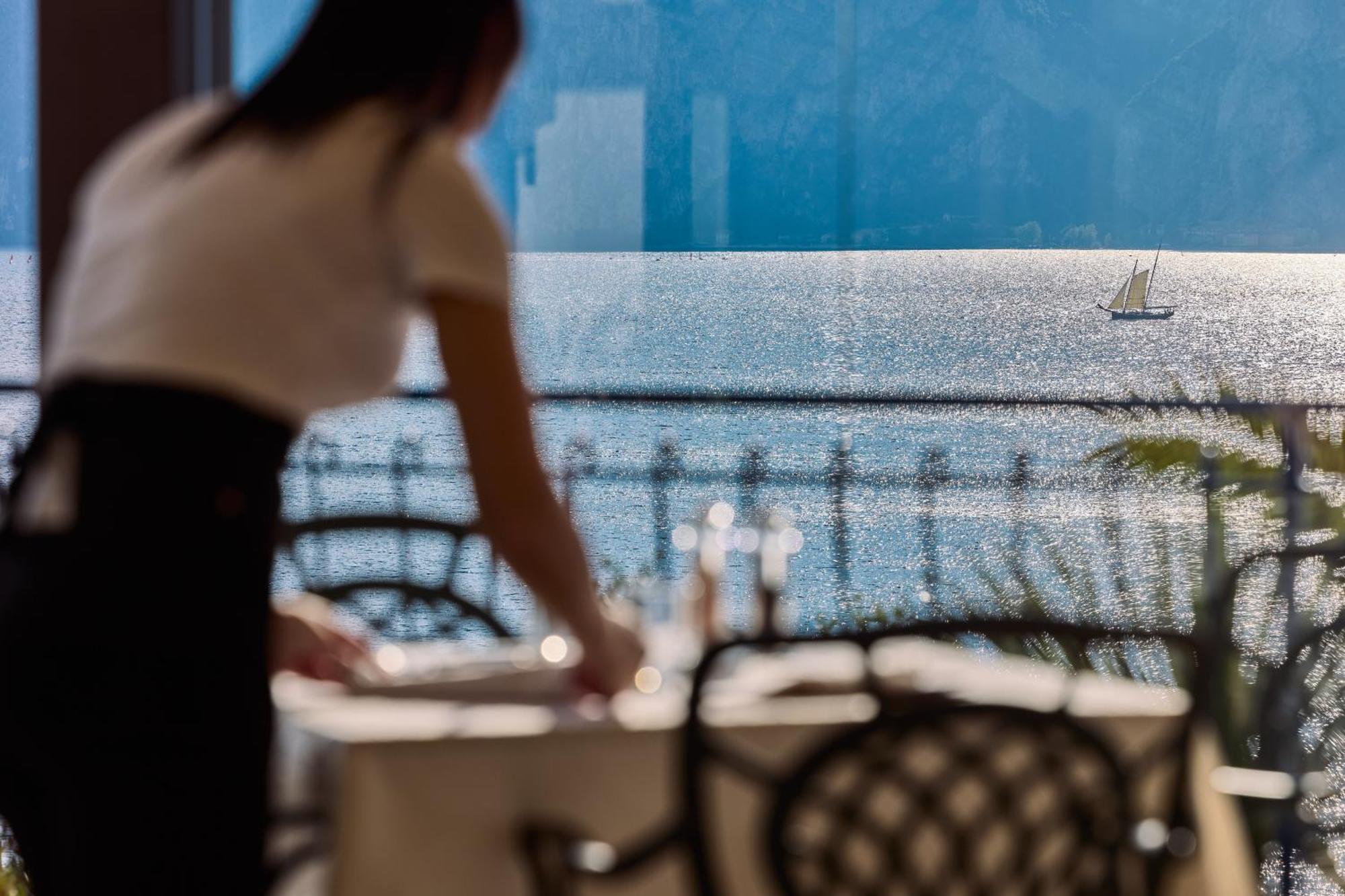 Hotel Capri Мальчезине Экстерьер фото